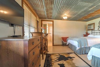 Delightful Carmine Studio on Rocking Horse Farm! - image 8