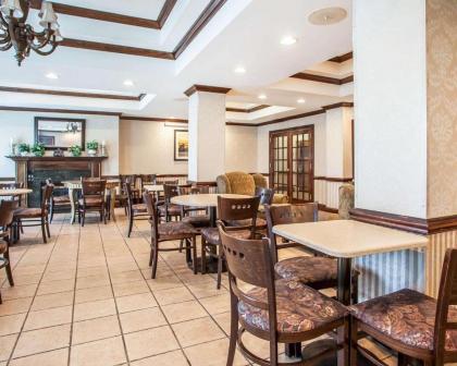 Comfort Inn & Suites Carneys Point - image 3