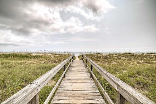 Oceanfront Carolina Beach Condo with Pool and Views! - main image