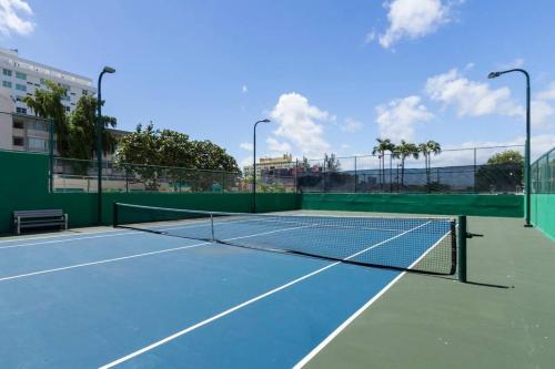 Beach Front at Marbella Condo - image 5