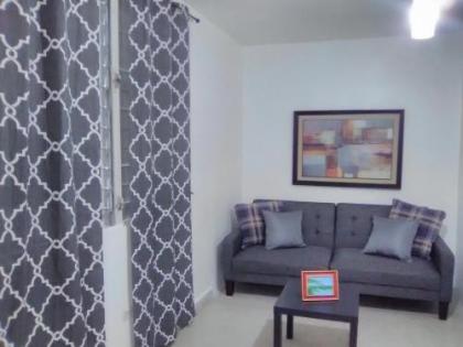 Hermoso apartamento frente aeropuerto de Isla Verde. Carolina