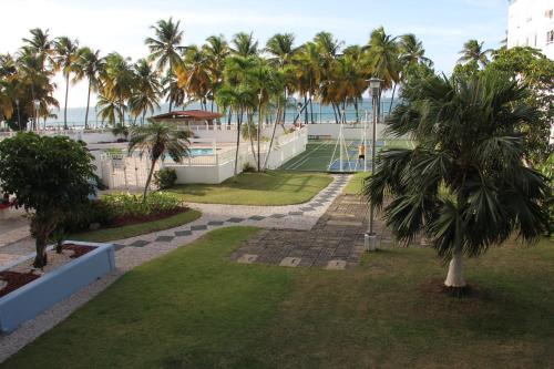 Hobie Oceanfront apartment at Isla Verde - main image