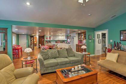 Carrabelle Home Near River White-Sand Beach and DT! - image 3