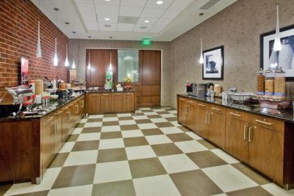 Hampton Inn & Suites Chapel Hill/Carrboro - image 8