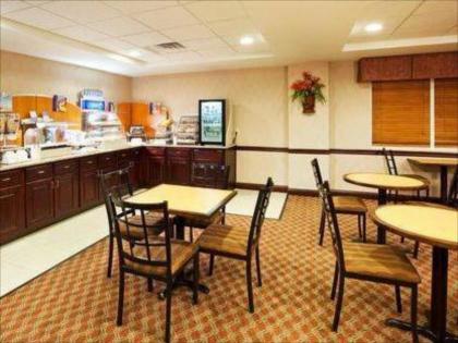 Holiday Inn Express Carrollton - image 20