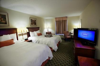 Hampton Inn Carrollton - image 14