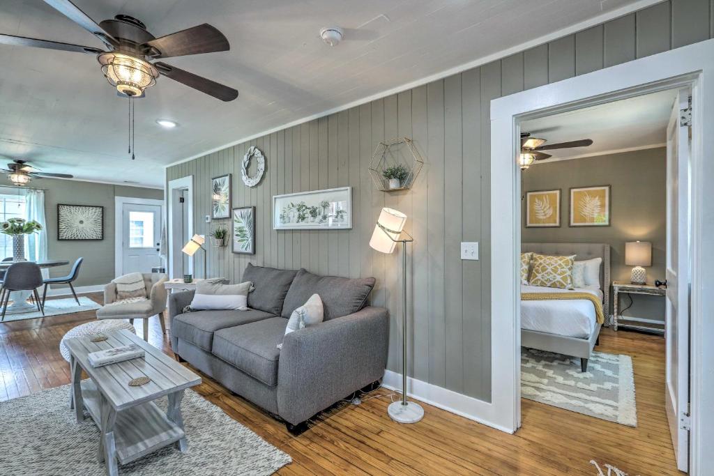 Chic Carrollton Cottage with Updated Interior! - image 6