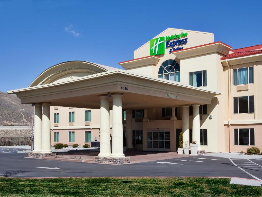 Holiday Inn Express Hotel & Suites Carson City an IHG Hotel - main image