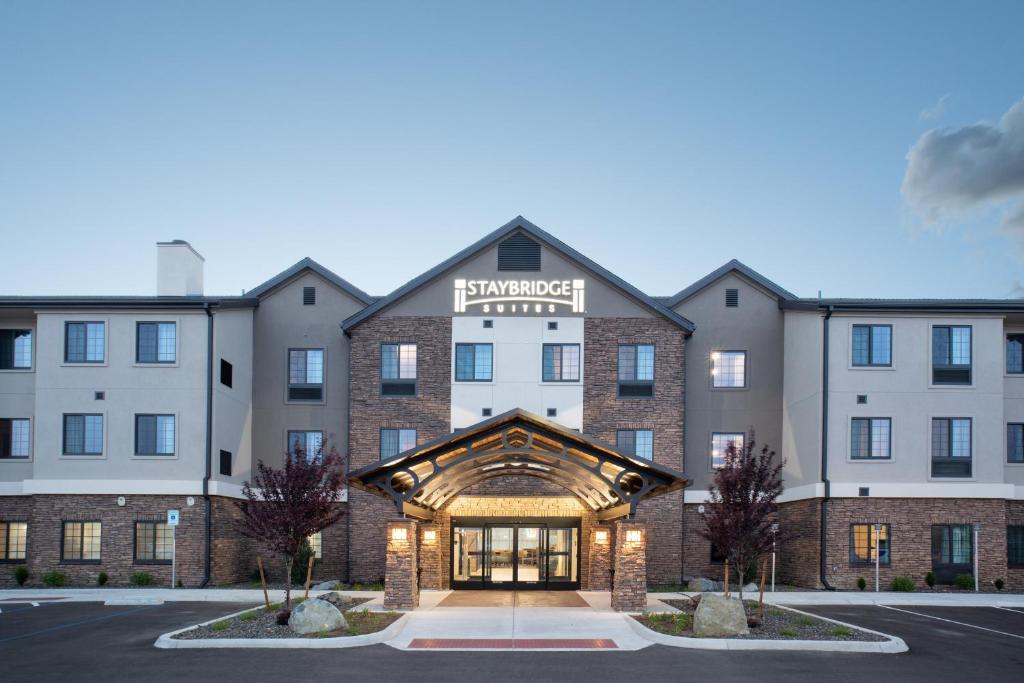 Staybridge Suites - Carson City - Tahoe Area an IHG Hotel - main image