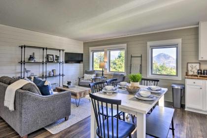 Scenic Studio with Loft and View of the Columbia River - image 1