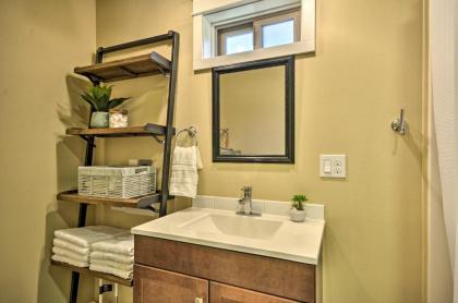 Scenic Studio with Loft and View of the Columbia River - image 15