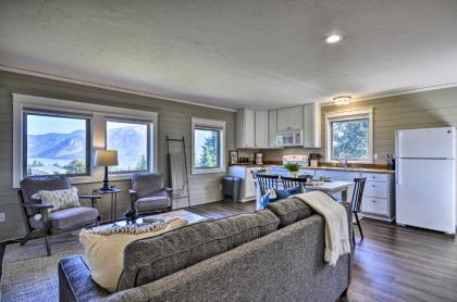 Scenic Studio with Loft and View of the Columbia River - image 7