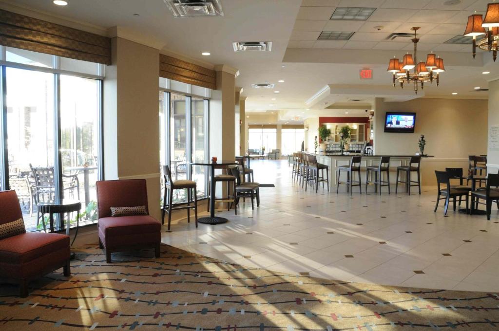 Hilton Garden Inn Cartersville - image 5