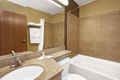 Microtel Inn & Suites - Cartersville - image 13