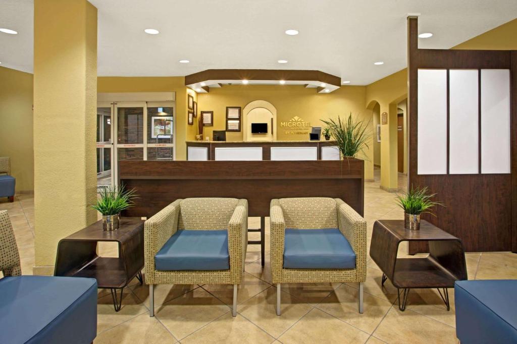 Microtel Inn & Suites - Cartersville - image 7