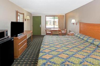 Knights Inn Cartersville - image 5