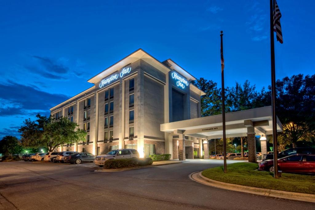 Hampton Inn Raleigh Cary - image 2