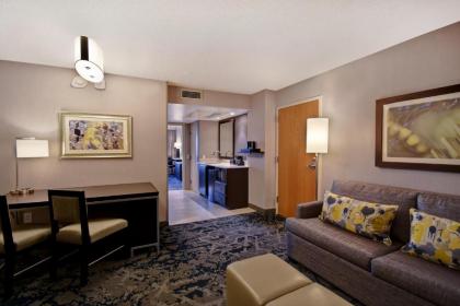 Embassy Suites Raleigh - Durham/Research Triangle - image 9