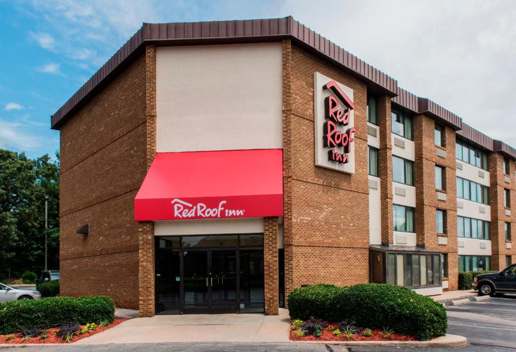 Red Roof Inn Raleigh Southwest - Cary - image 7