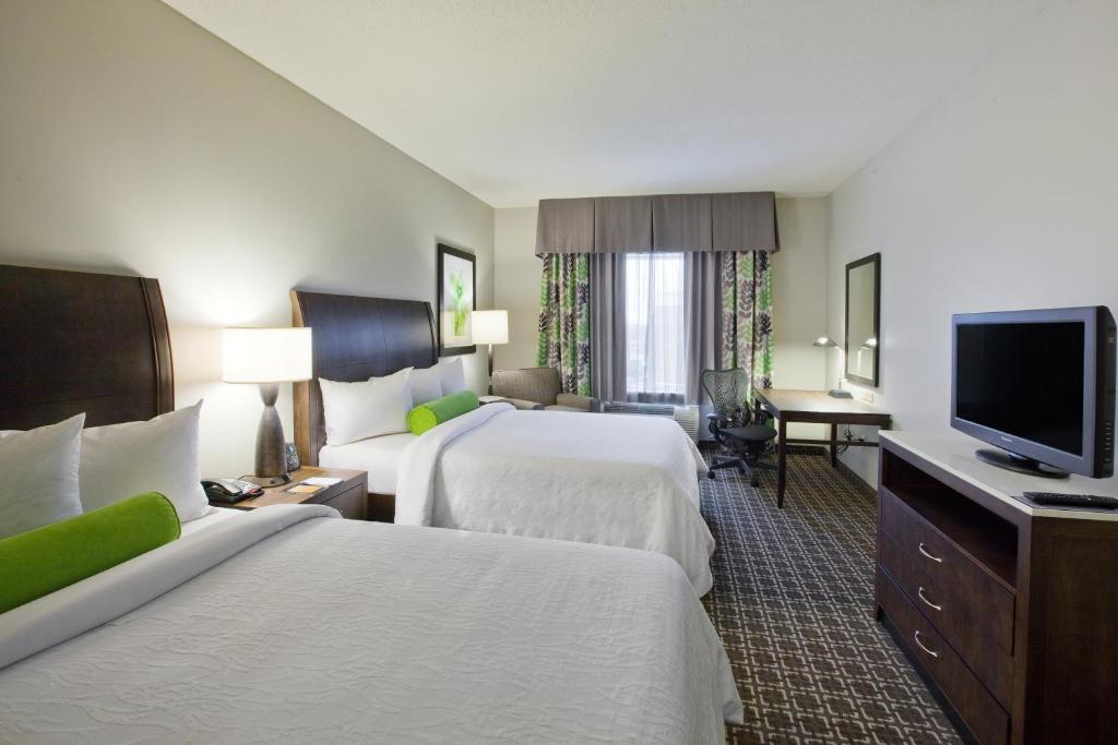 Hilton Garden Inn Raleigh Cary - image 3