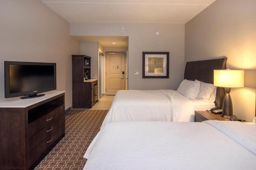 Hilton Garden Inn Raleigh Cary - image 7