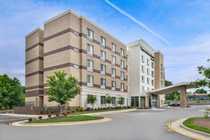 Fairfield Inn & Suites by Marriott Raleigh Cary - image 3