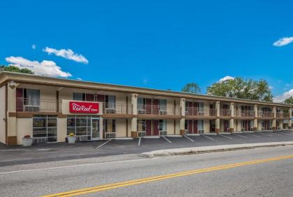 Red Roof Inn Caryville - image 6