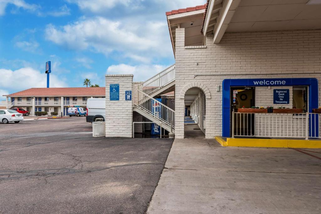 Motel 6-Eloy AZ - Casa Grande - image 5