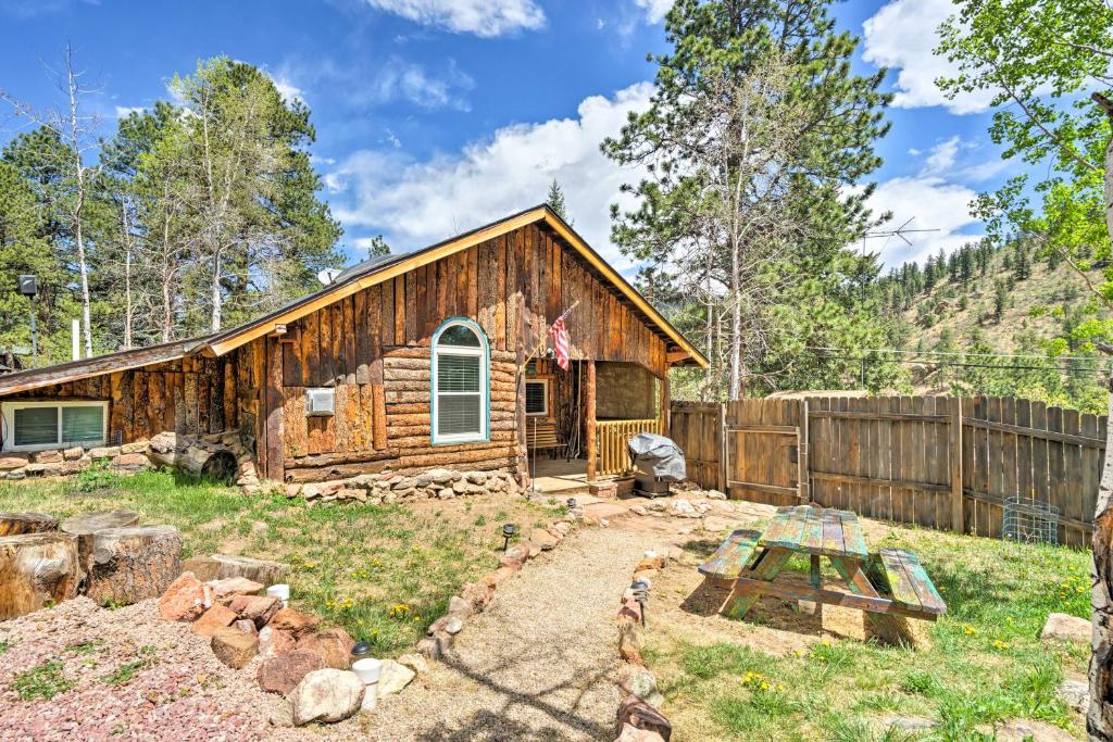 Rustic Log Cabin with Studio about 5 Mi to Pikes Peak! - main image