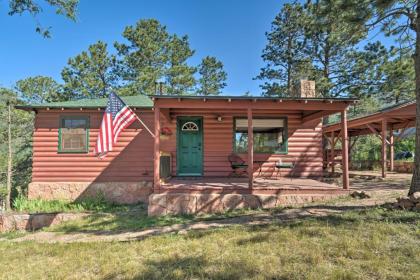 Cabin with Porch 5 Miles to Manitou Springs! - image 10