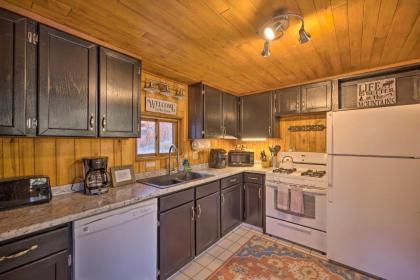 Cozy Rocky Mountain Retreat Near Pikes Peak! - image 14