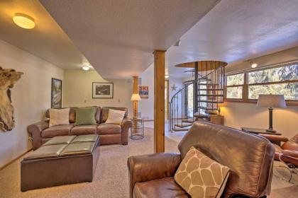 Cozy Rocky Mountain Retreat Near Pikes Peak! - image 5