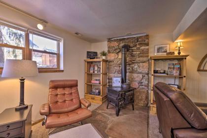 Cozy Rocky Mountain Retreat Near Pikes Peak! - image 7