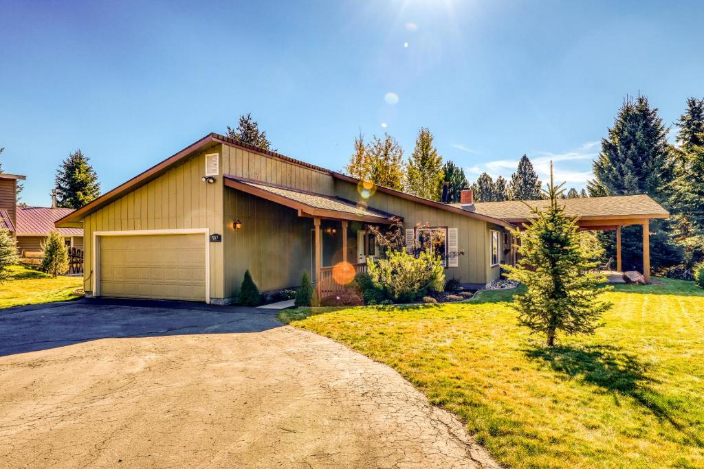 Chandler Mountain View Cottage - main image