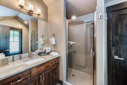 Tamarack Townhouse - image 7