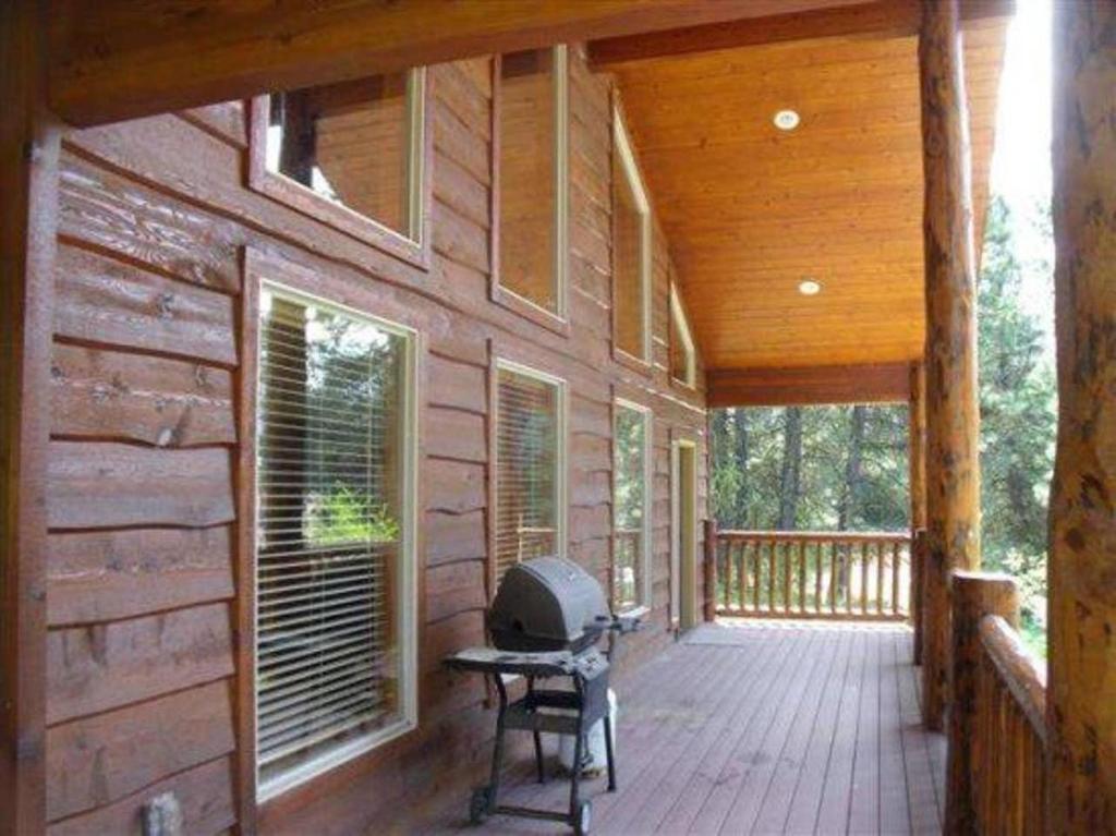 Cascade Multi-Family Cabin by Casago McCall - Donerightmanagement - image 3