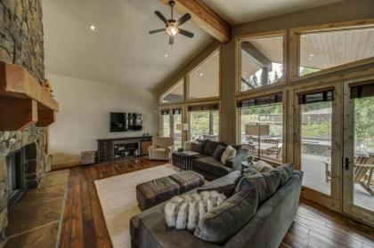 Bear Discovery Custom Tamarack Estate Home by Casago McCall - Donerightmanagement - image 11