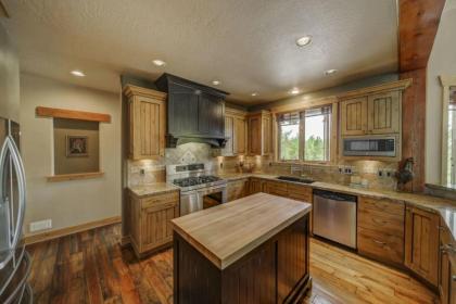 Bear Discovery Custom Tamarack Estate Home by Casago McCall - Donerightmanagement - image 12