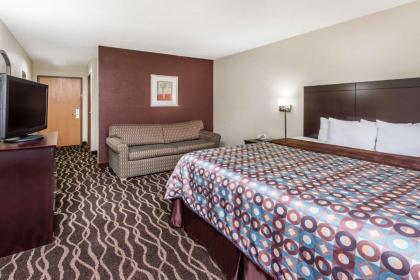 Days Inn & Suites by Wyndham Casey - image 10