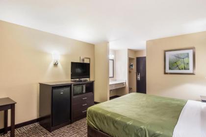 Quality Inn & Suites Caseyville - St. Louis - image 8