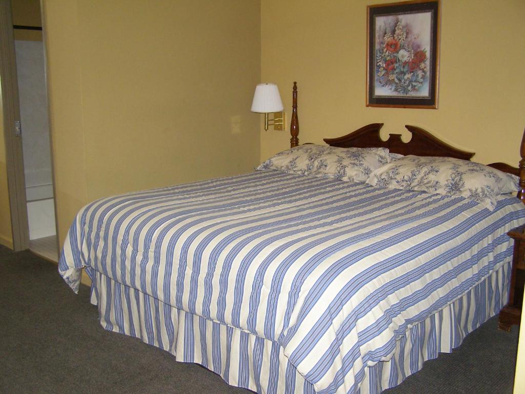 First Western Inn Caseyville - image 5