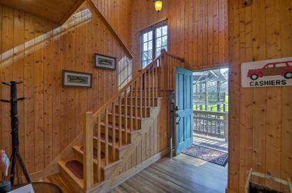 Rustic Cashiers Condo at Trillium Lake and Links! - image 8