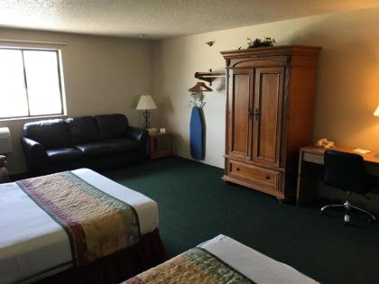 Cassville Four Seasons Inn & Suites - image 7