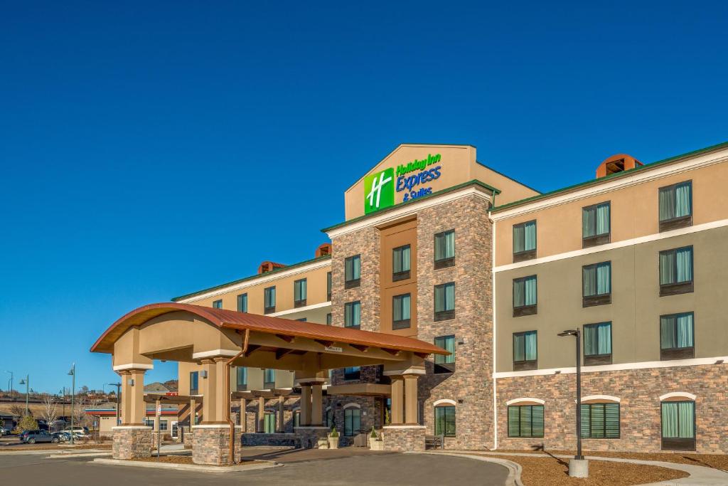 Holiday Inn Express & Suites Denver South - Castle Rock an IHG Hotel - main image