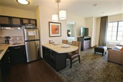 Staybridge Suites Cathedral City – Palm Springs an IHG Hotel - image 3