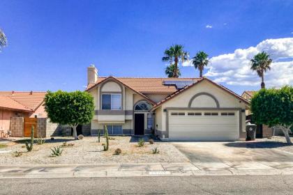 Holiday homes in Cathedral City California