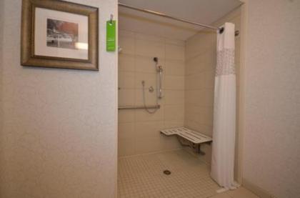 Hampton Inn and Suites Tulsa/Catoosa - image 11