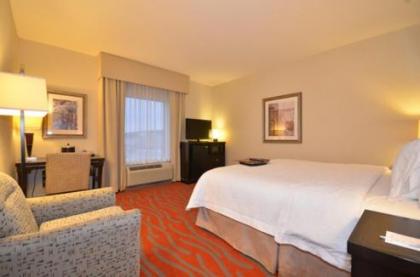 Hampton Inn and Suites Tulsa/Catoosa - image 2