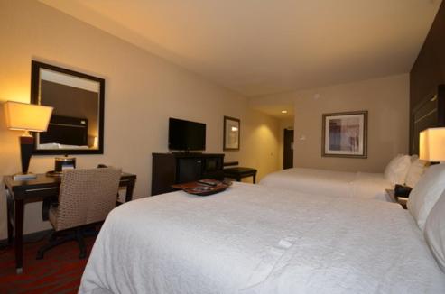 Hampton Inn and Suites Tulsa/Catoosa - image 5