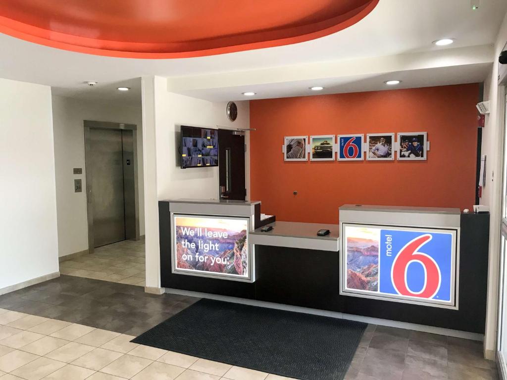 Motel 6-Tulsa OK - image 2